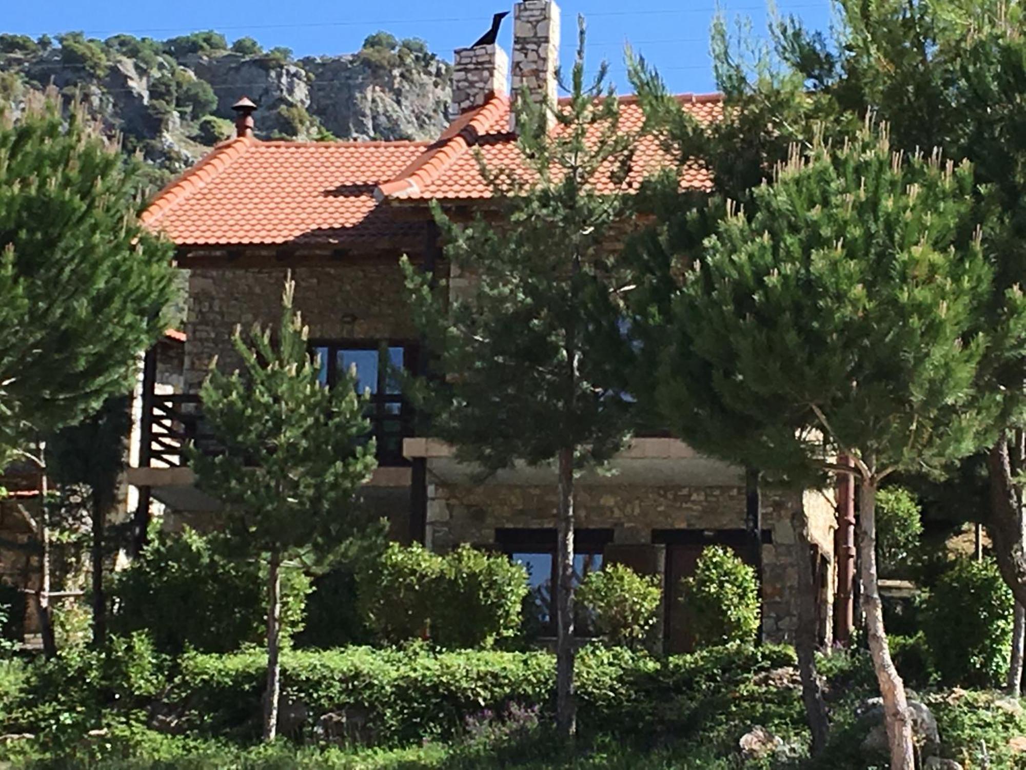 Georgio'S V Chalet Kalavrita Екстериор снимка